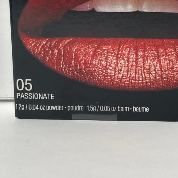 Maybelline Python Metallic Lip Kit Passionate - Picture 6 of 8